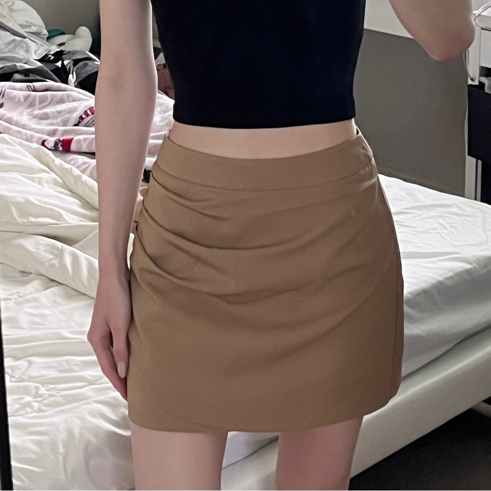 Caramel mini skorts